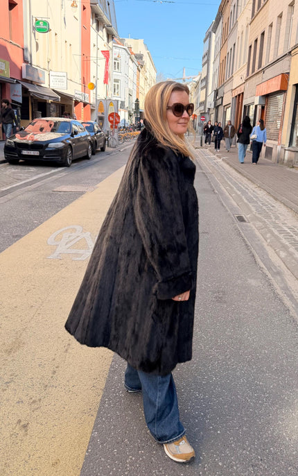 Dark Brown Mink Fur Coat – M-L