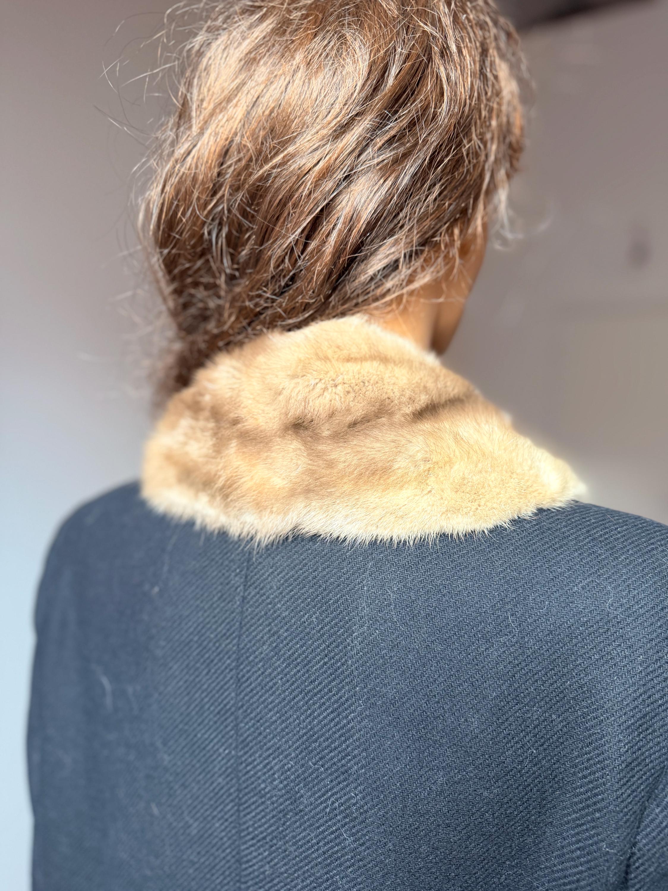 Sapphire Mink Fur Collar