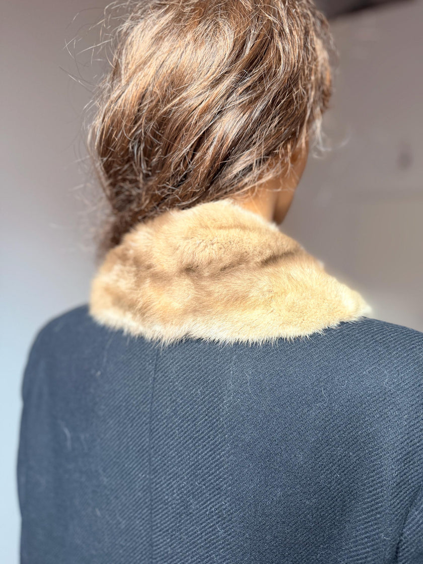 Sapphire Mink Fur Collar