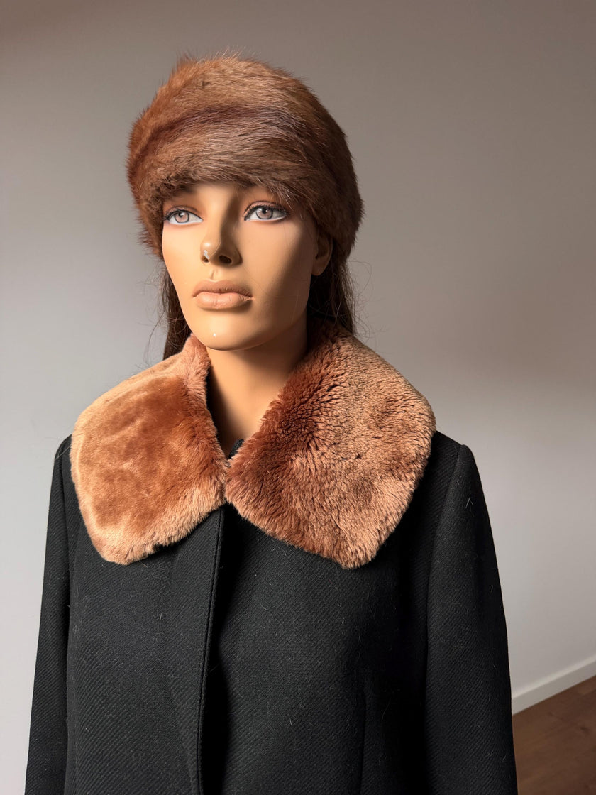 Mouton Beige Fur Collar