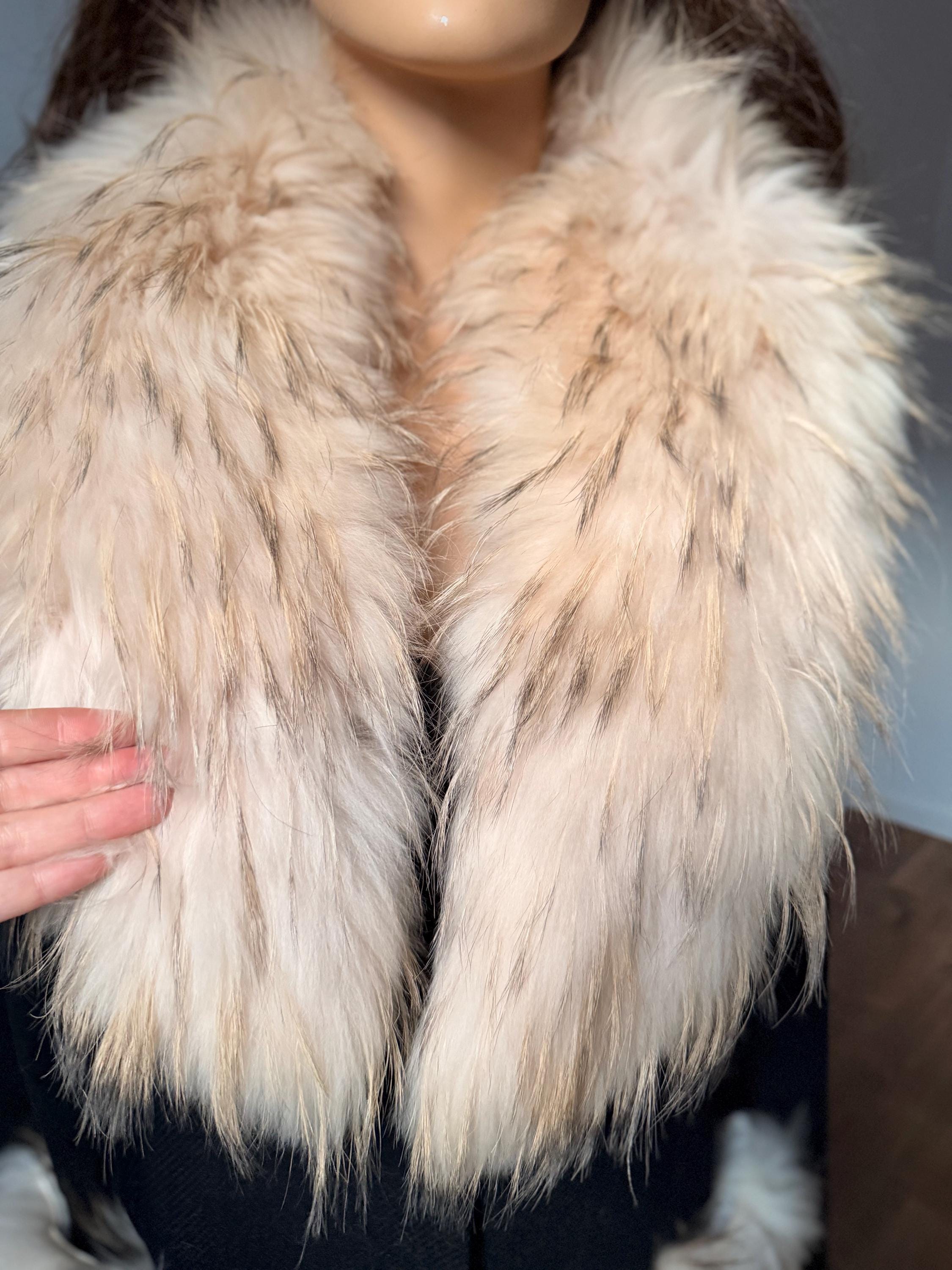 Set White Raccoon Fur Collar & Pockets