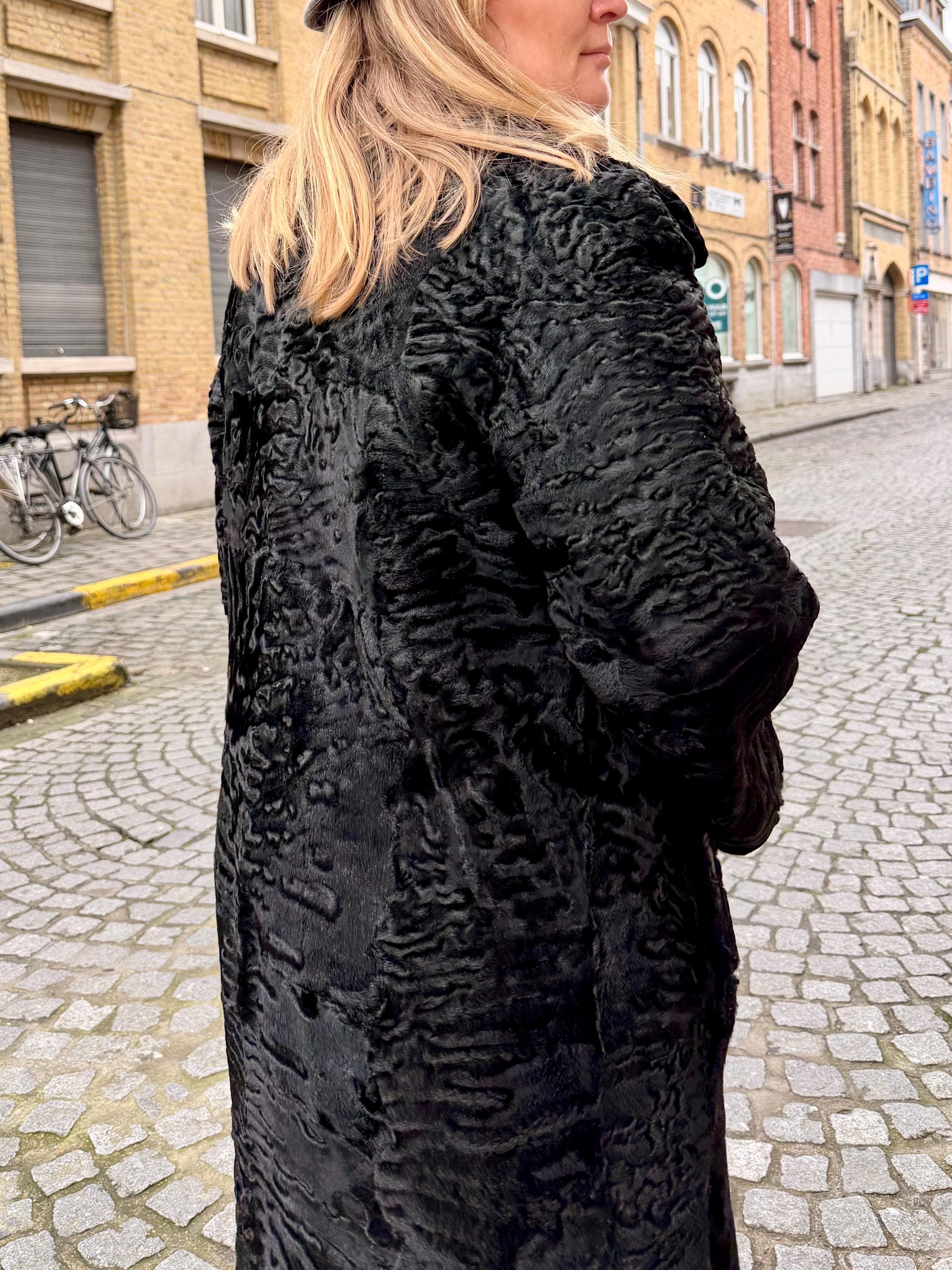 Black Broadtail Lamb Fur Coat - M-L