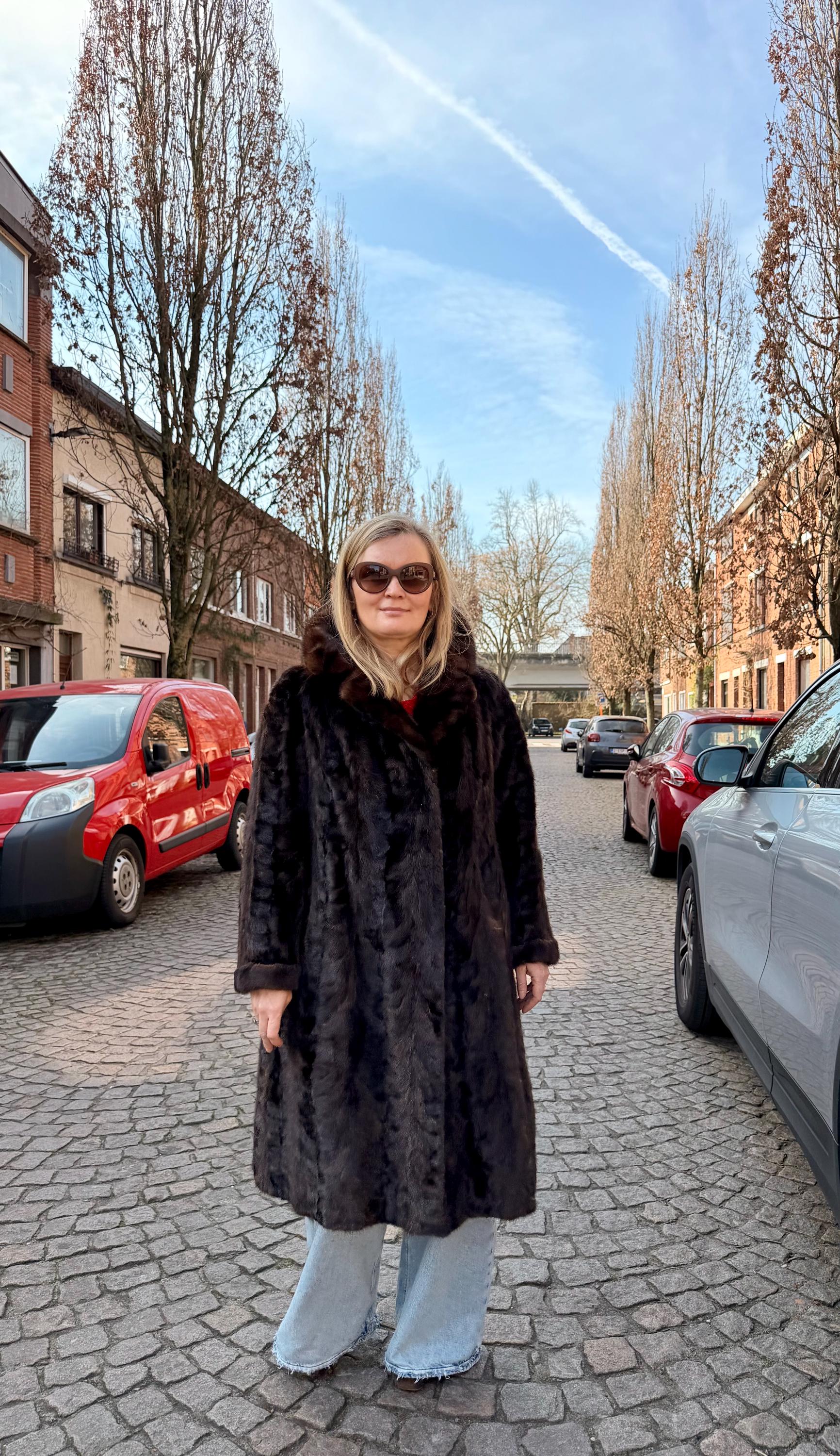 Brown Mink Fur Coat – M-XL