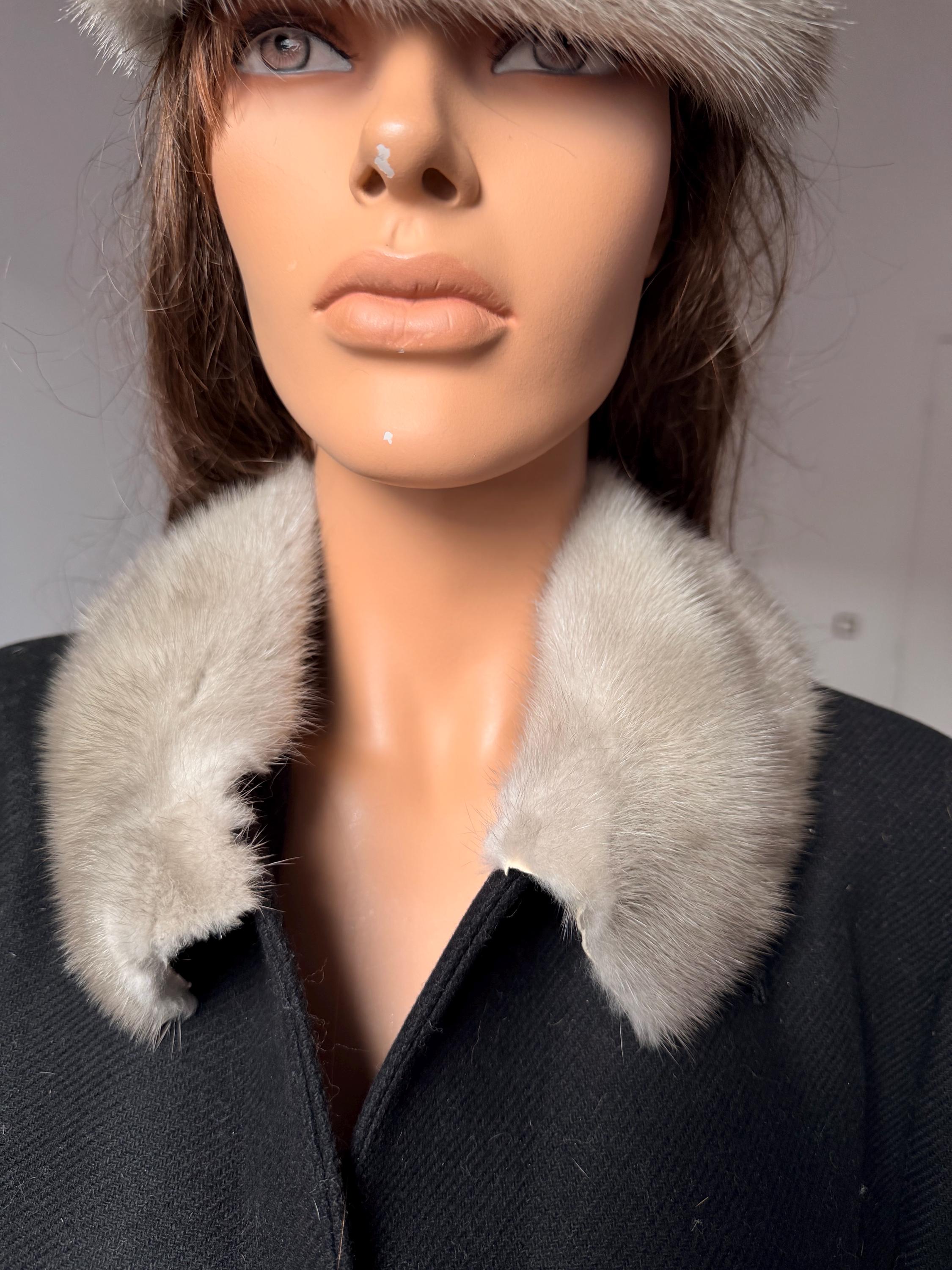 Sapphire Mink Fur Collar