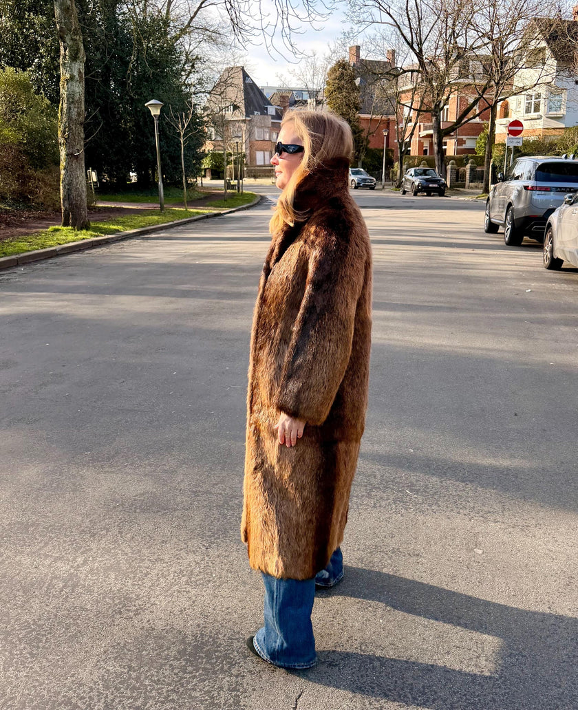 Long Beaver Fur Coat - L-XL