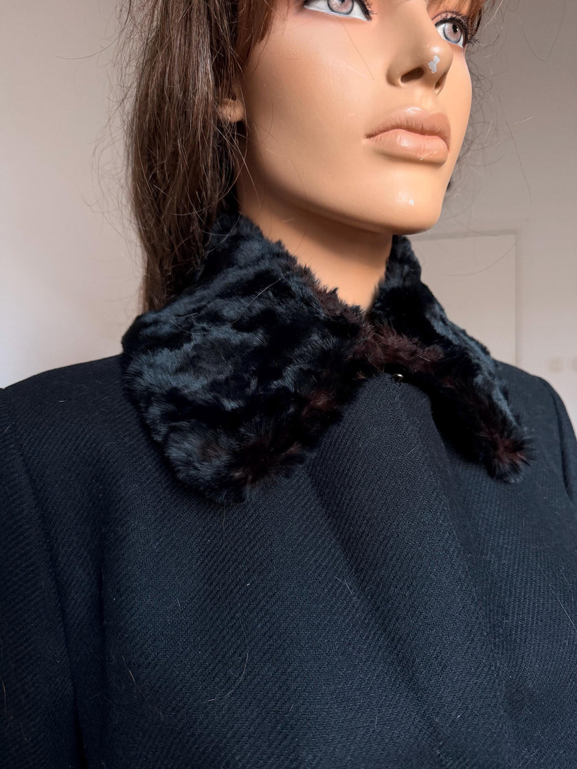 Black Sheepskin Fur Collar