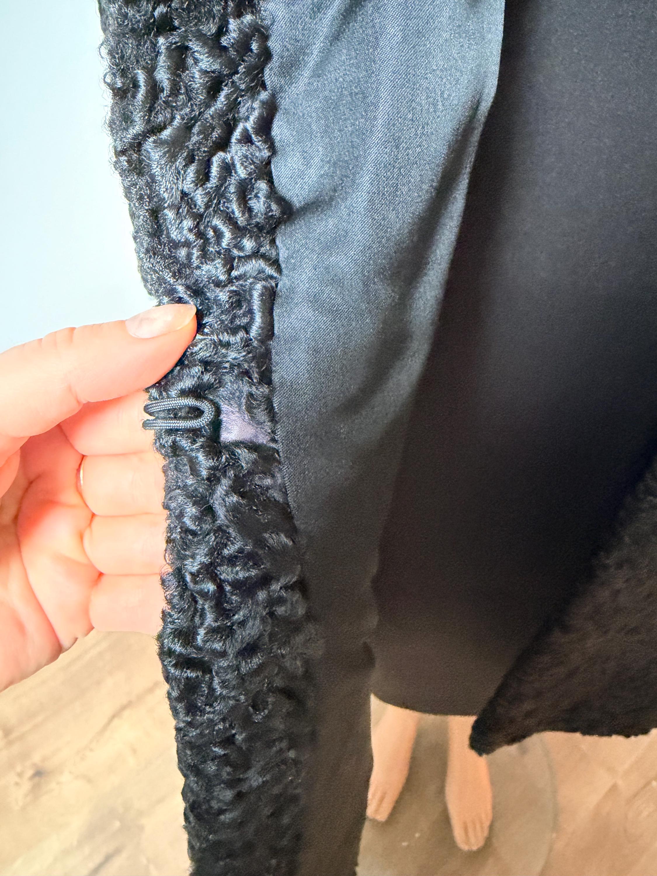 Black Lamb & Mink Fur Coat – S-M