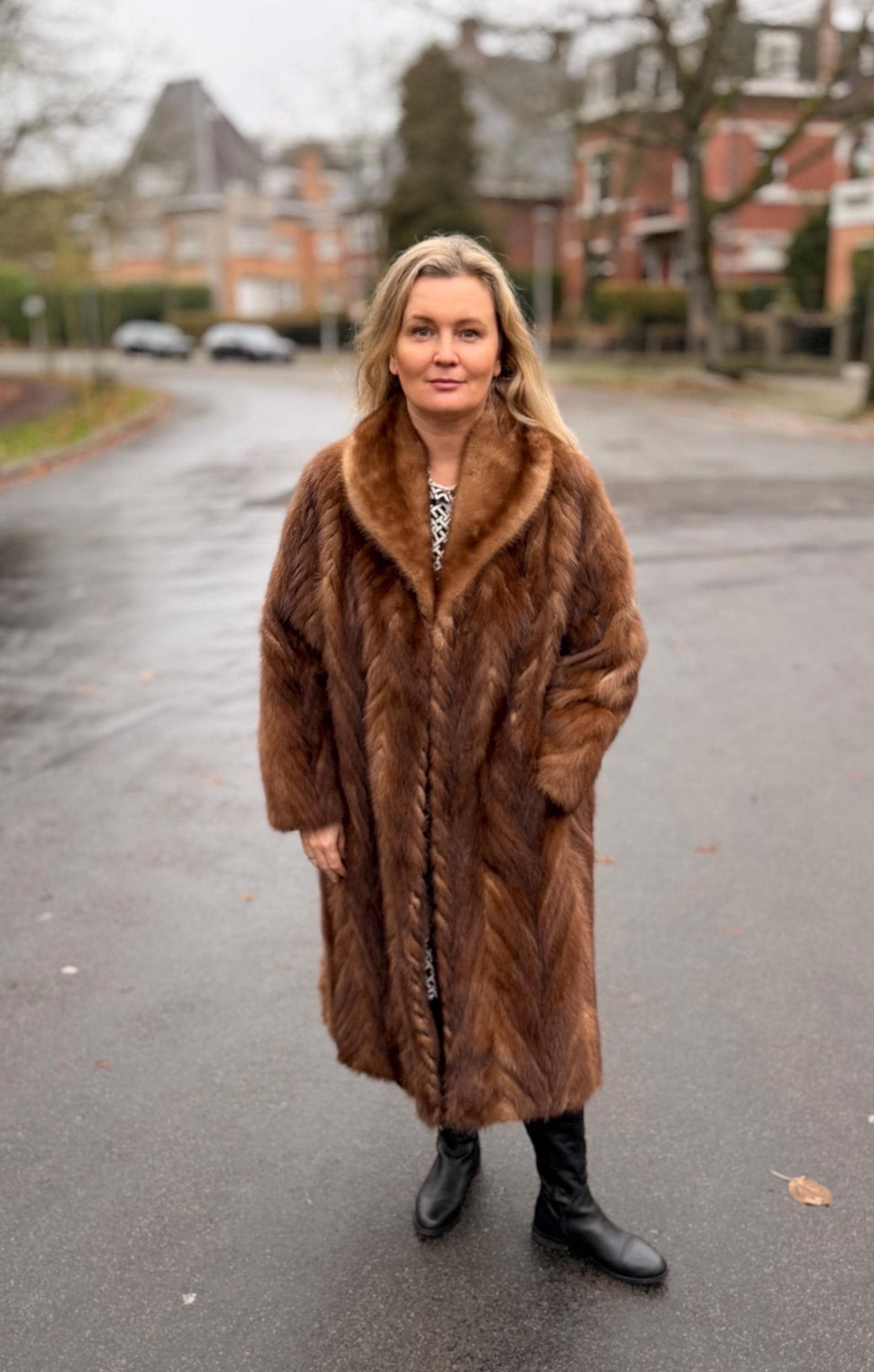 Golgen Mink Fur Coat - L-XL
