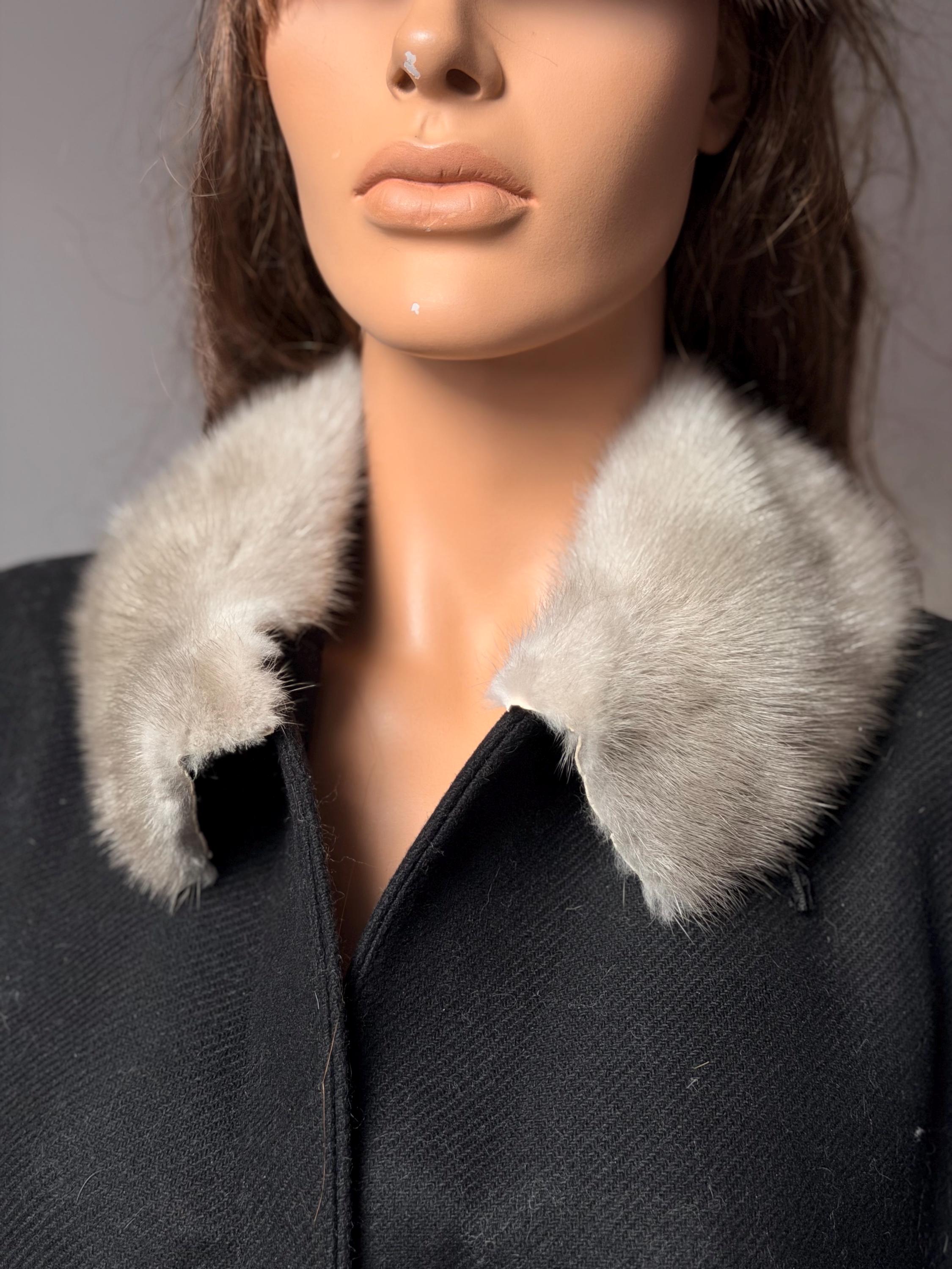 Sapphire Mink Fur Collar