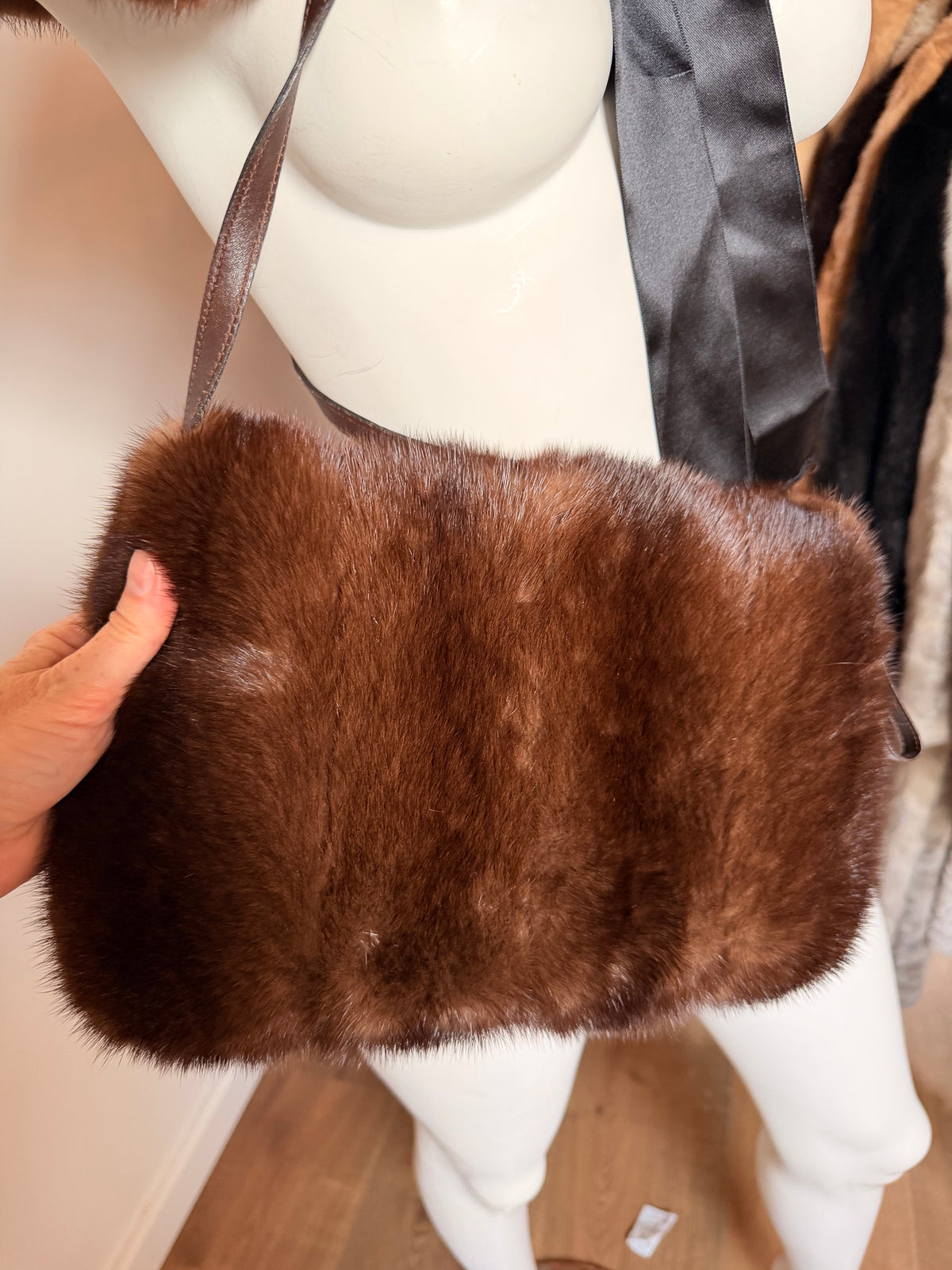 Set - Mink Fur Stole& Fur Bag