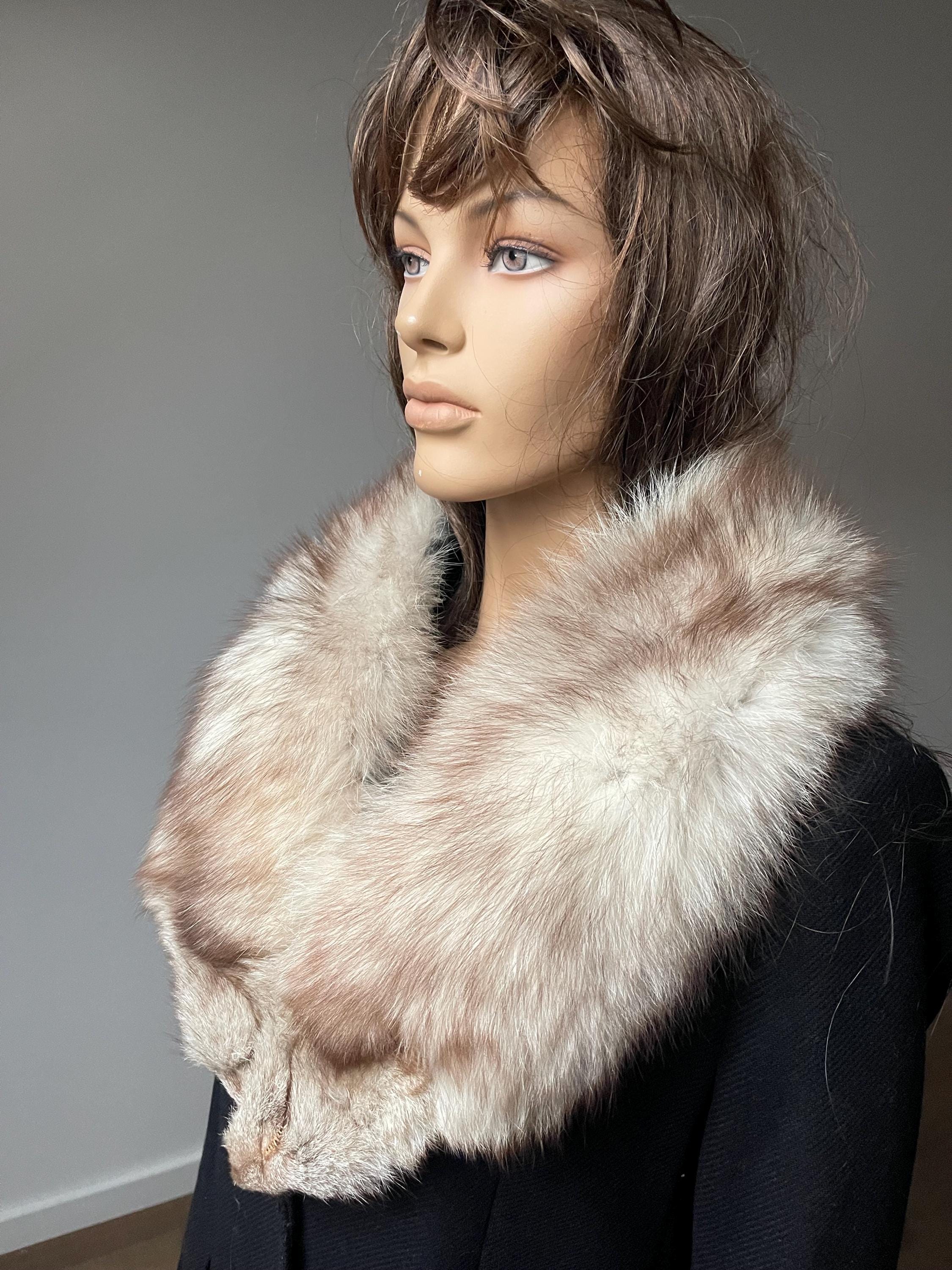 Beige Polar Fox Fur Collar
