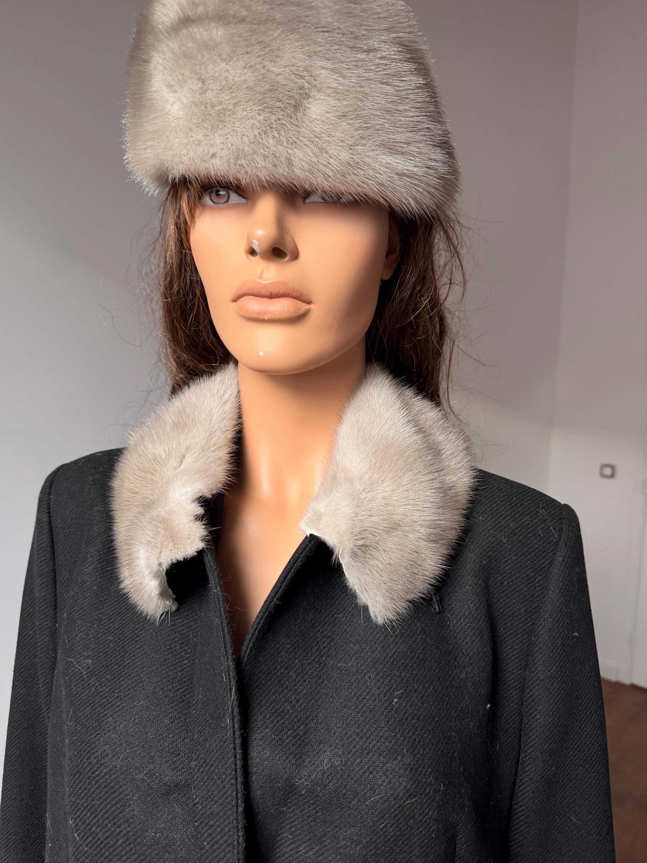 Sapphire Mink Fur Collar