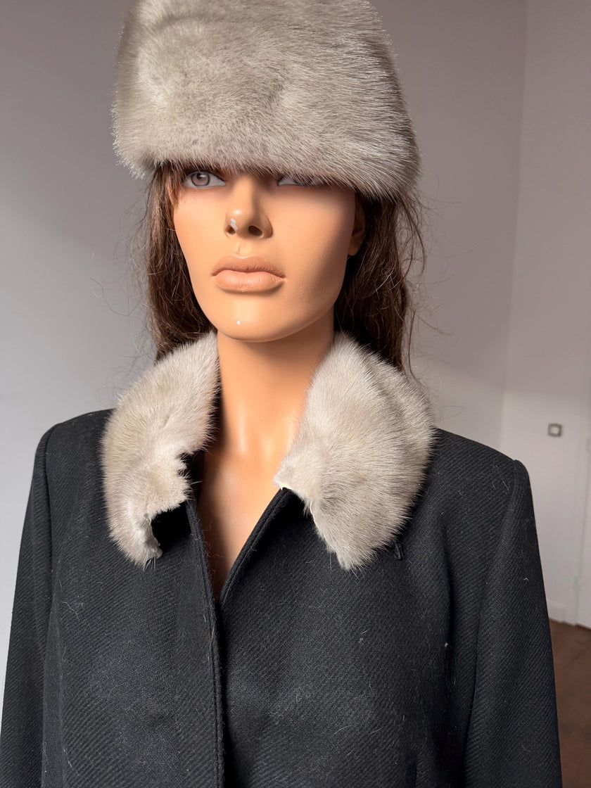 Sapphire Mink Fur Collar