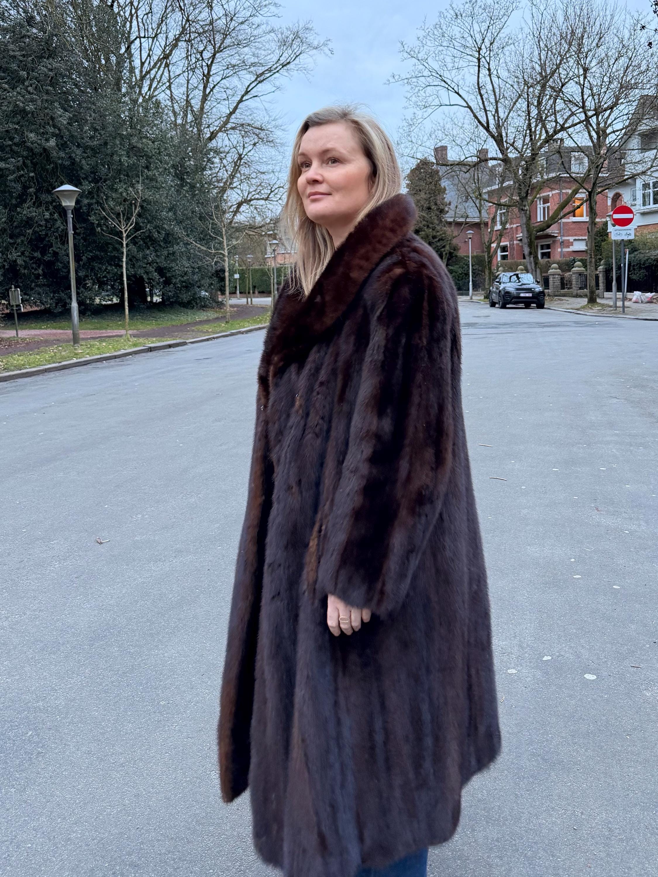 Brown Mink Fur Coat – 2X-4X