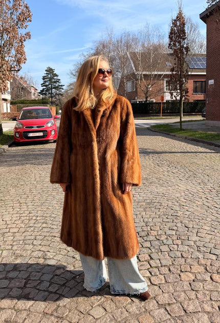 Golden Mink Fur Coat – L-XL