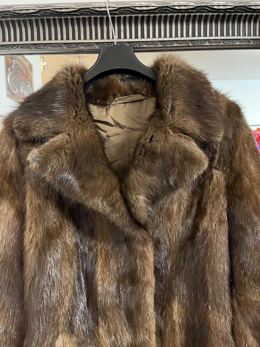 Muskrat Fur Coat  - L