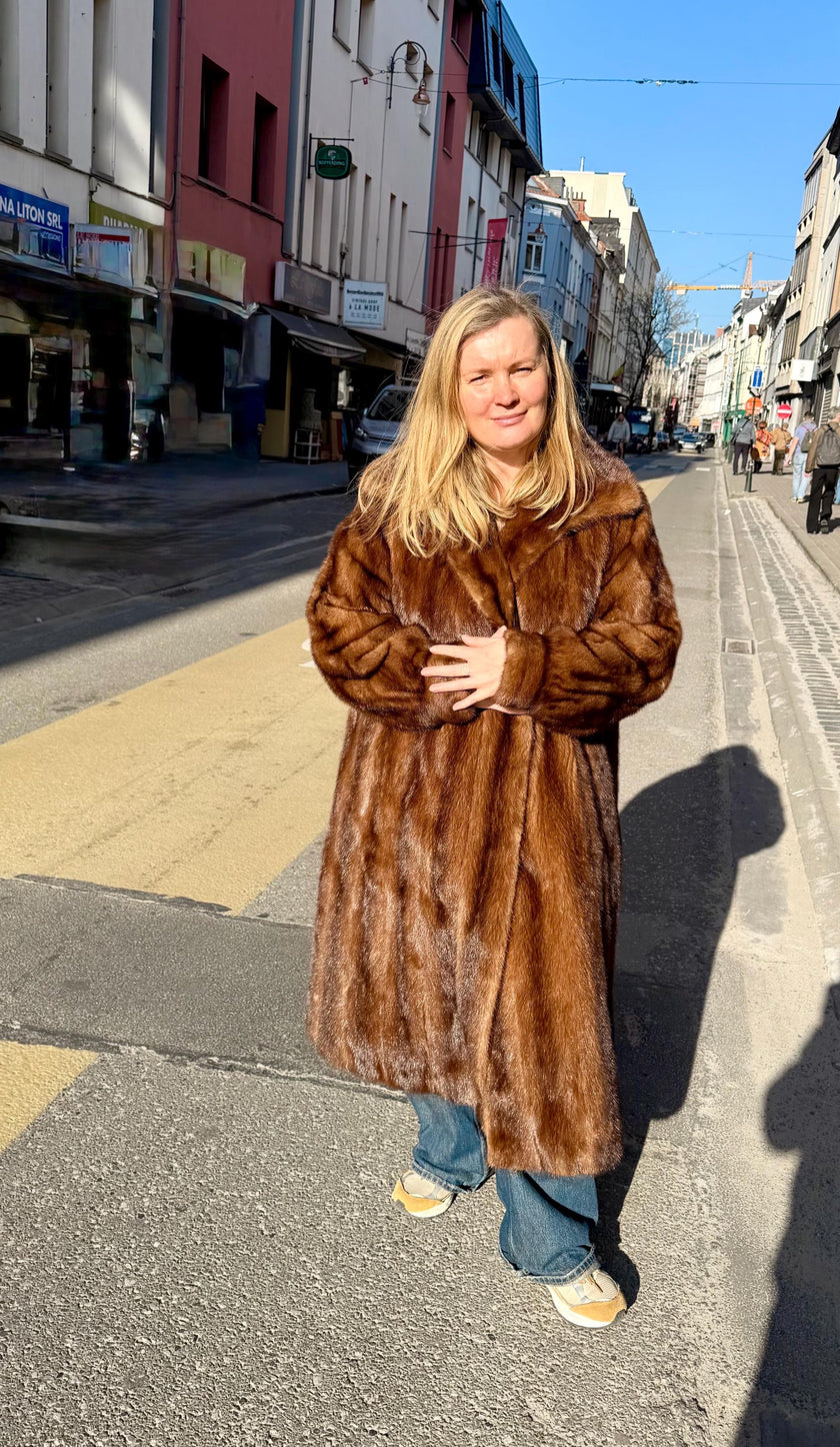 Golgen Mink Fur Coat - L-XL