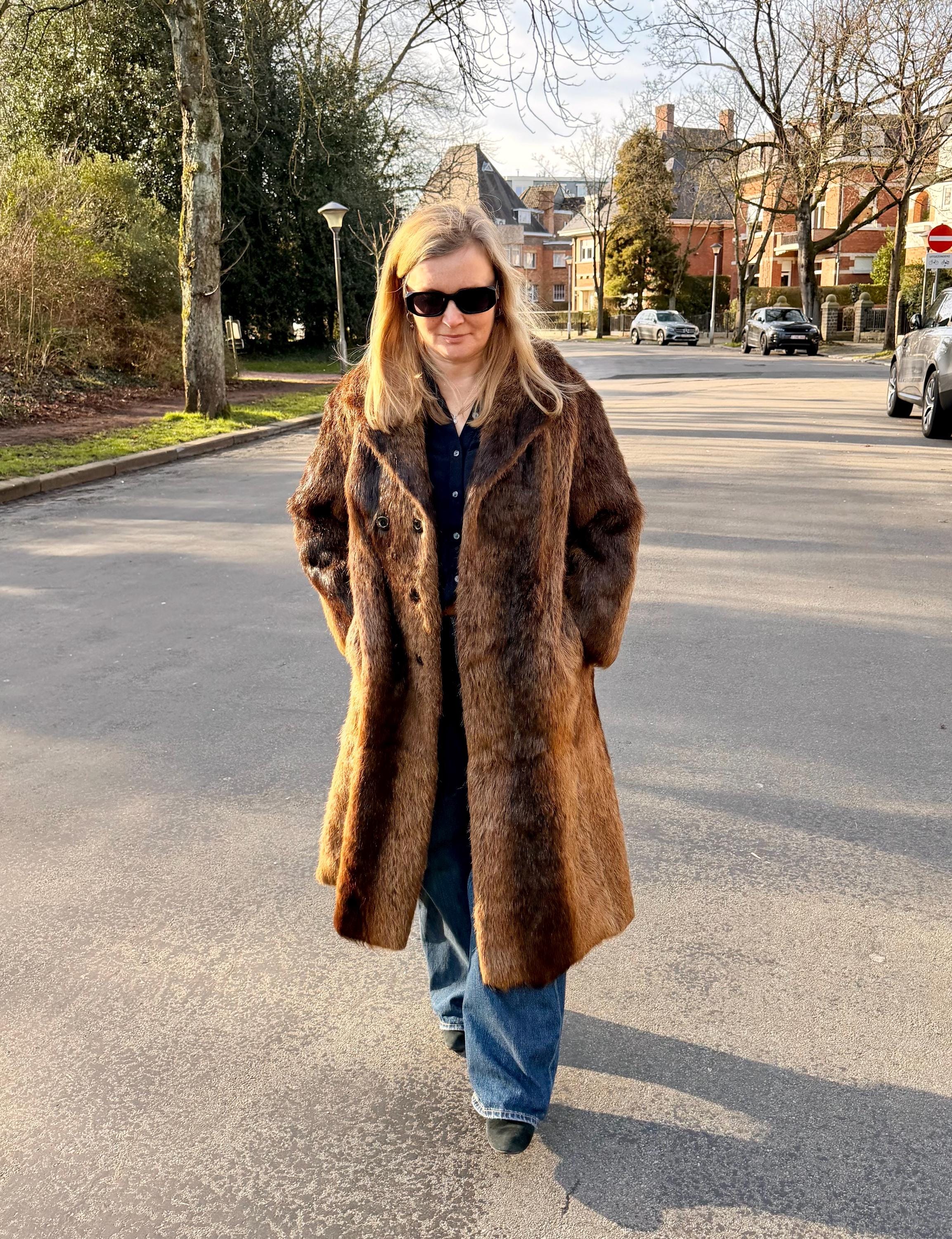 Long Beaver Fur Coat - L-XL
