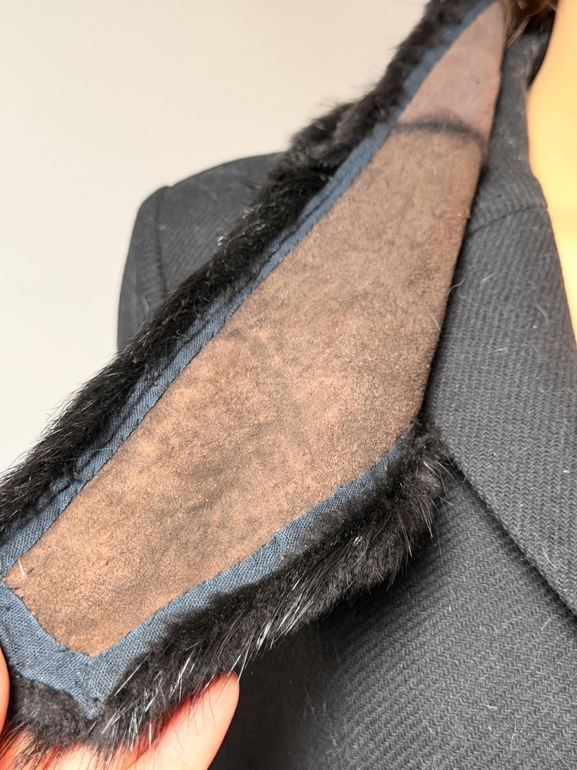 Black Beaver Fur Collar