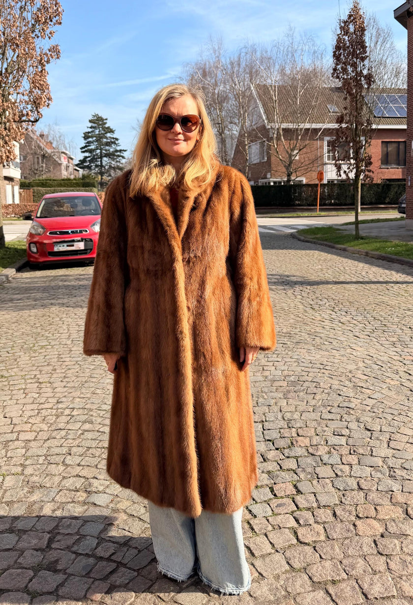 Golden Mink Fur Coat – L-XL