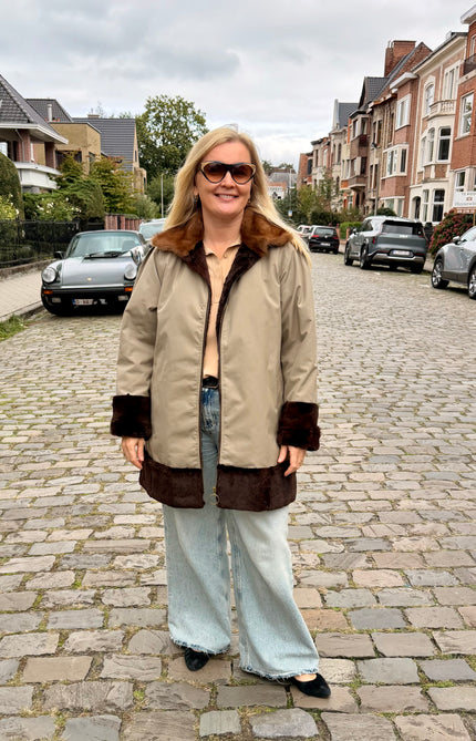 Vintage women’s parka with detachable real fur lining and mink fur collar