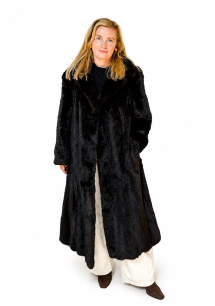 Luxury vintage full-pelt mink fur coat made from genuine mink