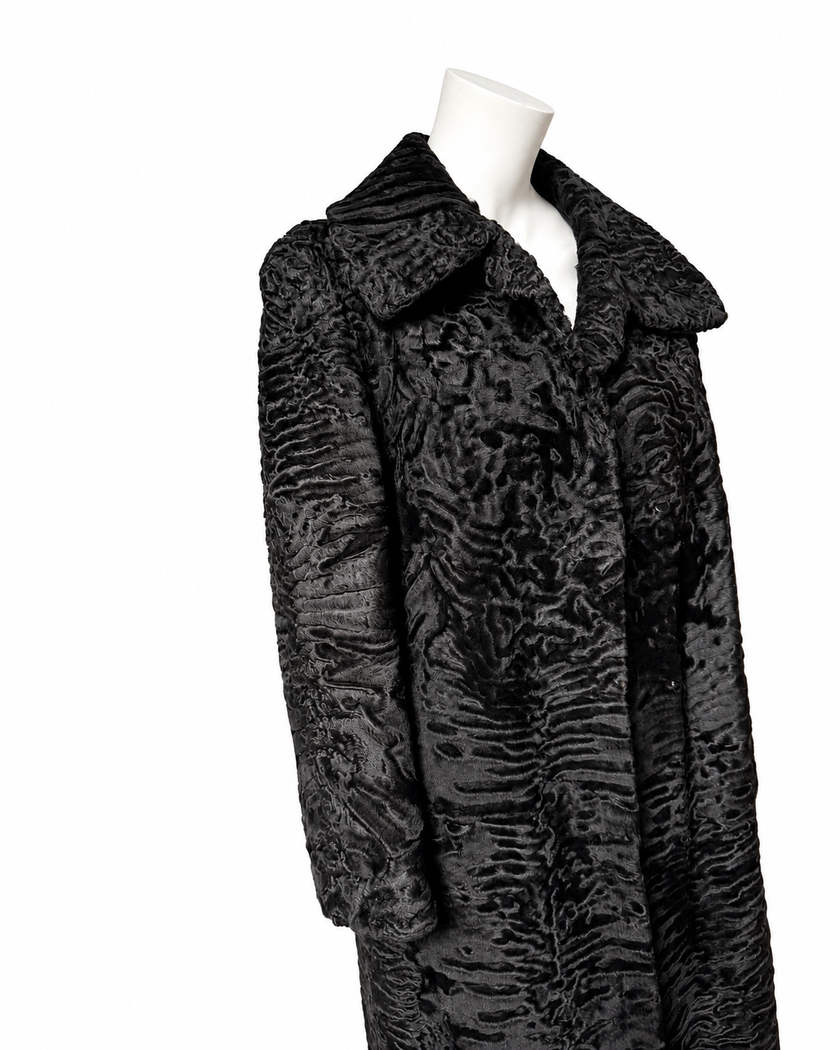 Black Long Lamb Fur Coat - L