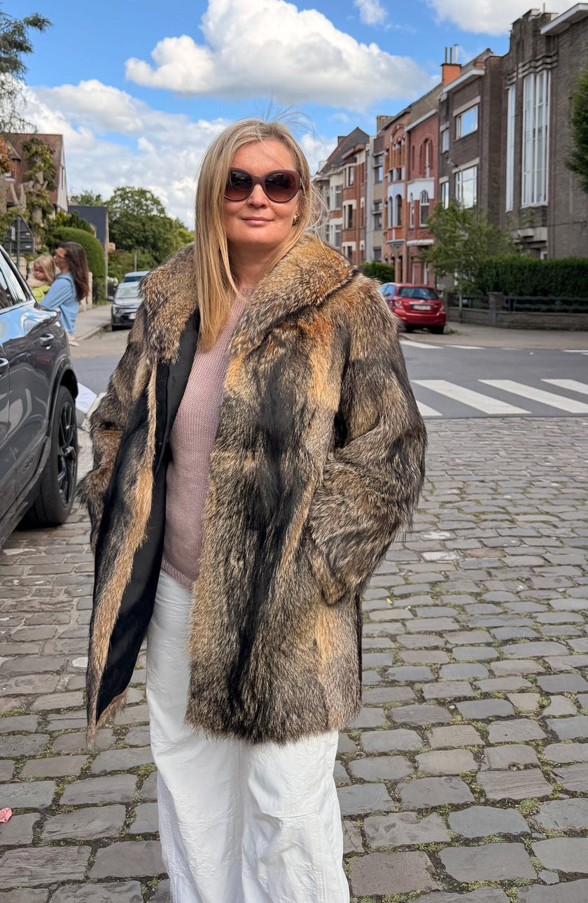 Vintage coyote fur coat made from 100% genuine fur