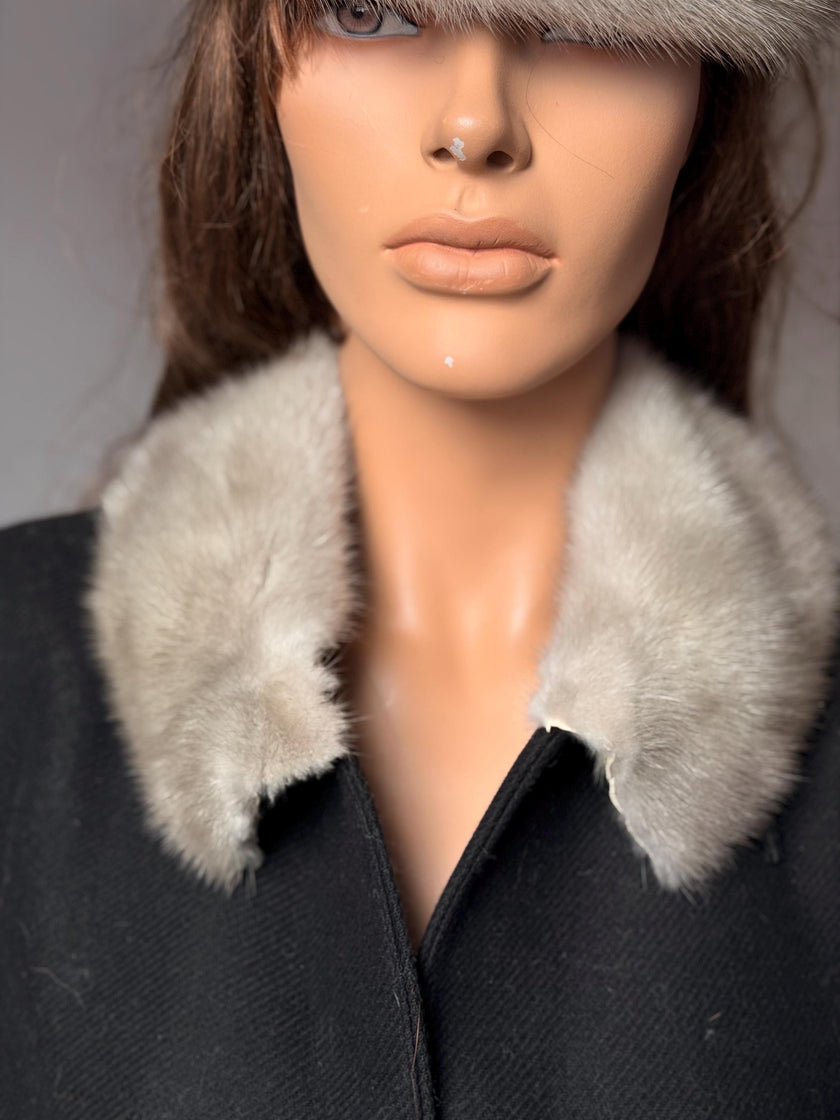 Sapphire Mink Fur Collar
