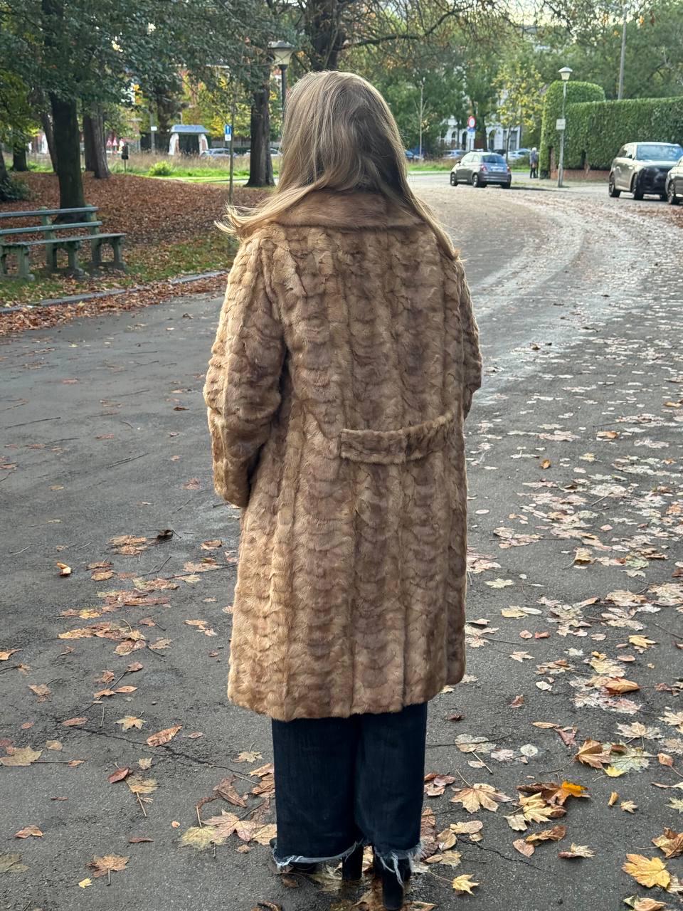 Long Beige Mink Fur Coat - L-XL