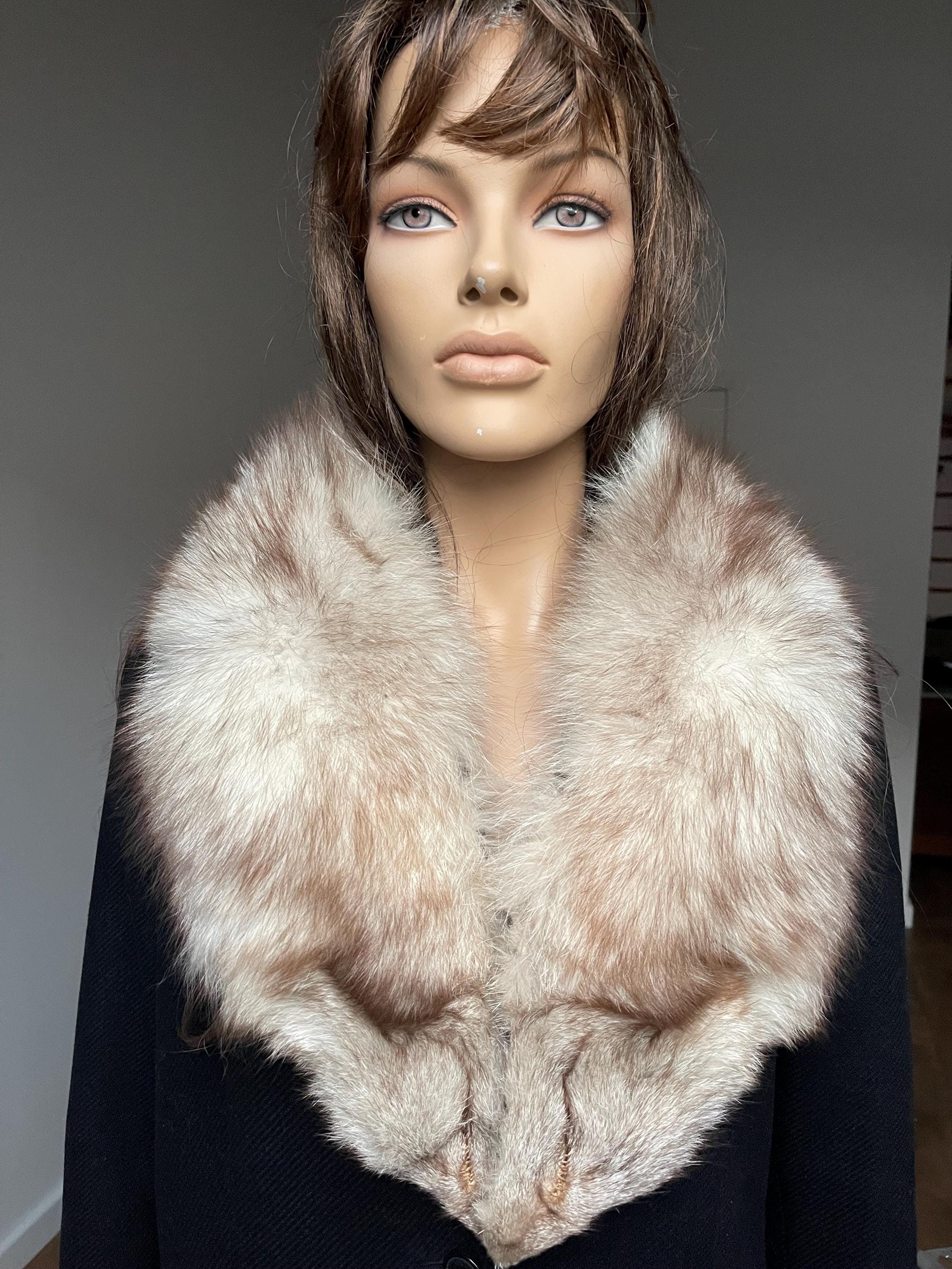 Beige Polar Fox Fur Collar