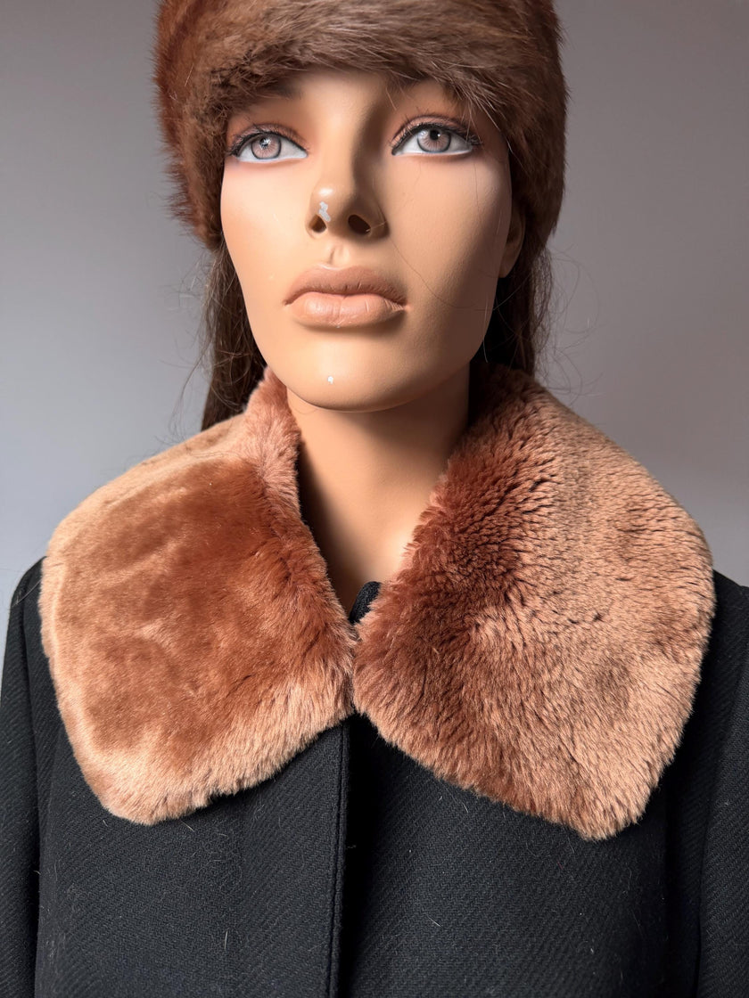 Mouton Beige Fur Collar