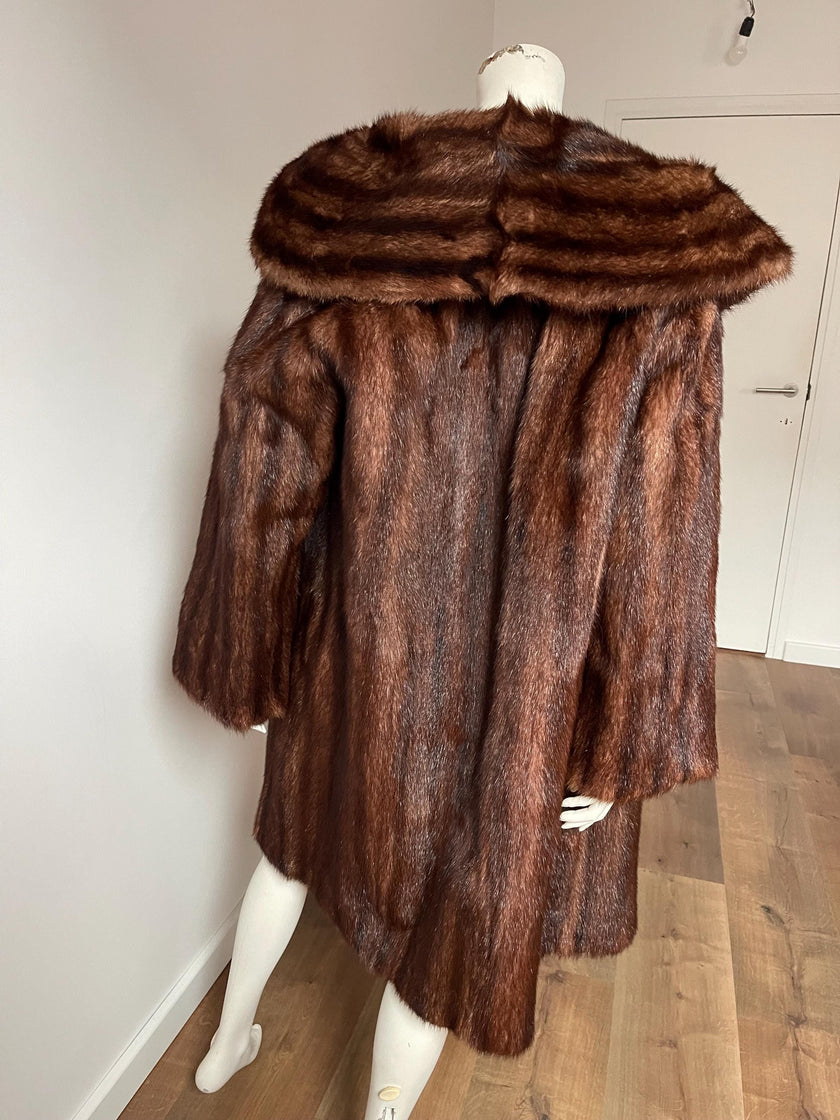 Brown Muskrat Fur Coat - Size L-2XL