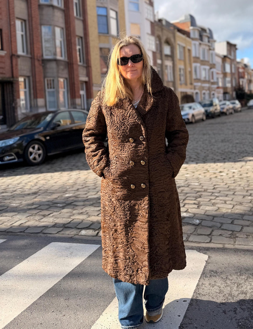 Brown Long Lamb l Fur Coat - M-L
