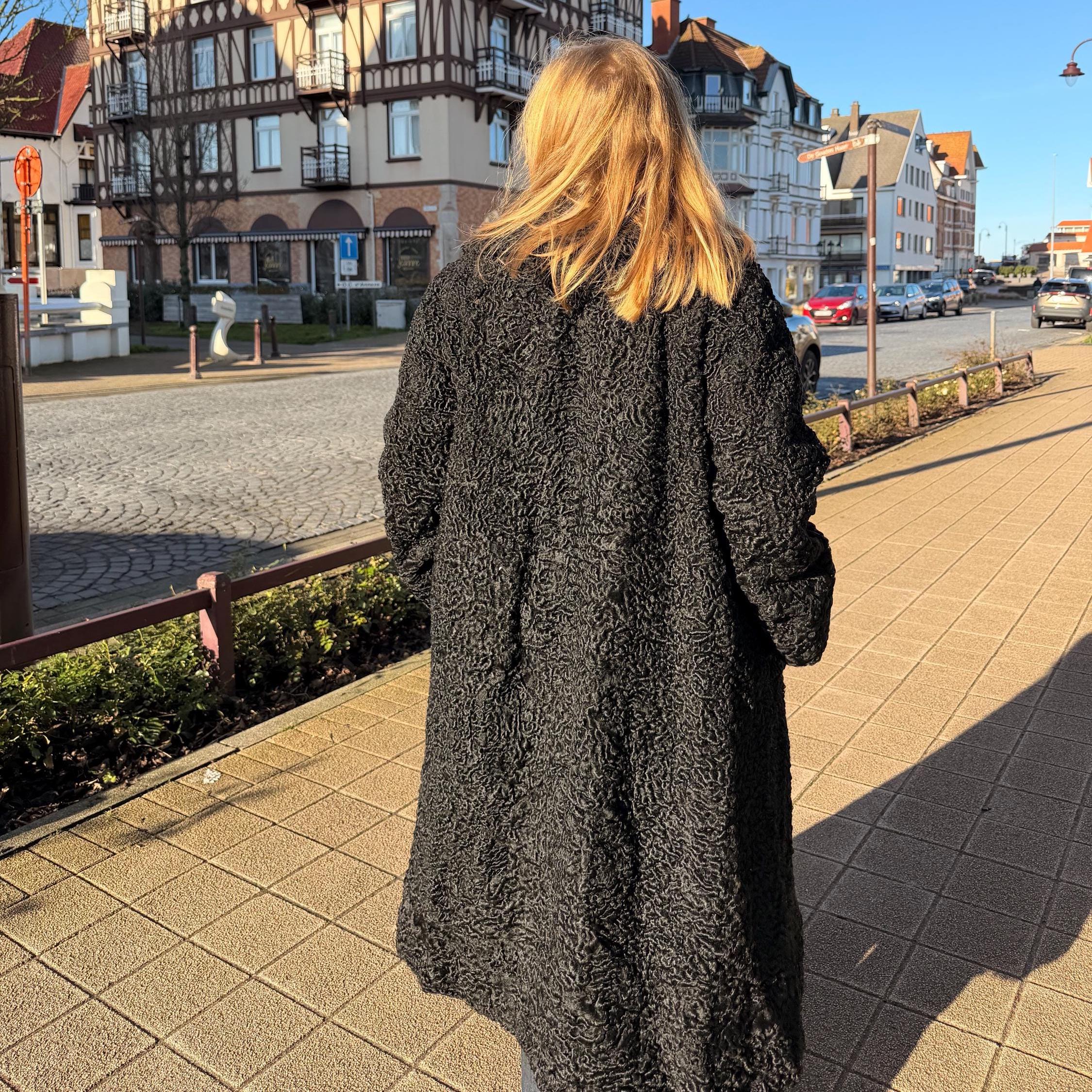 Long Black Lamb Fur Coat - L-XL