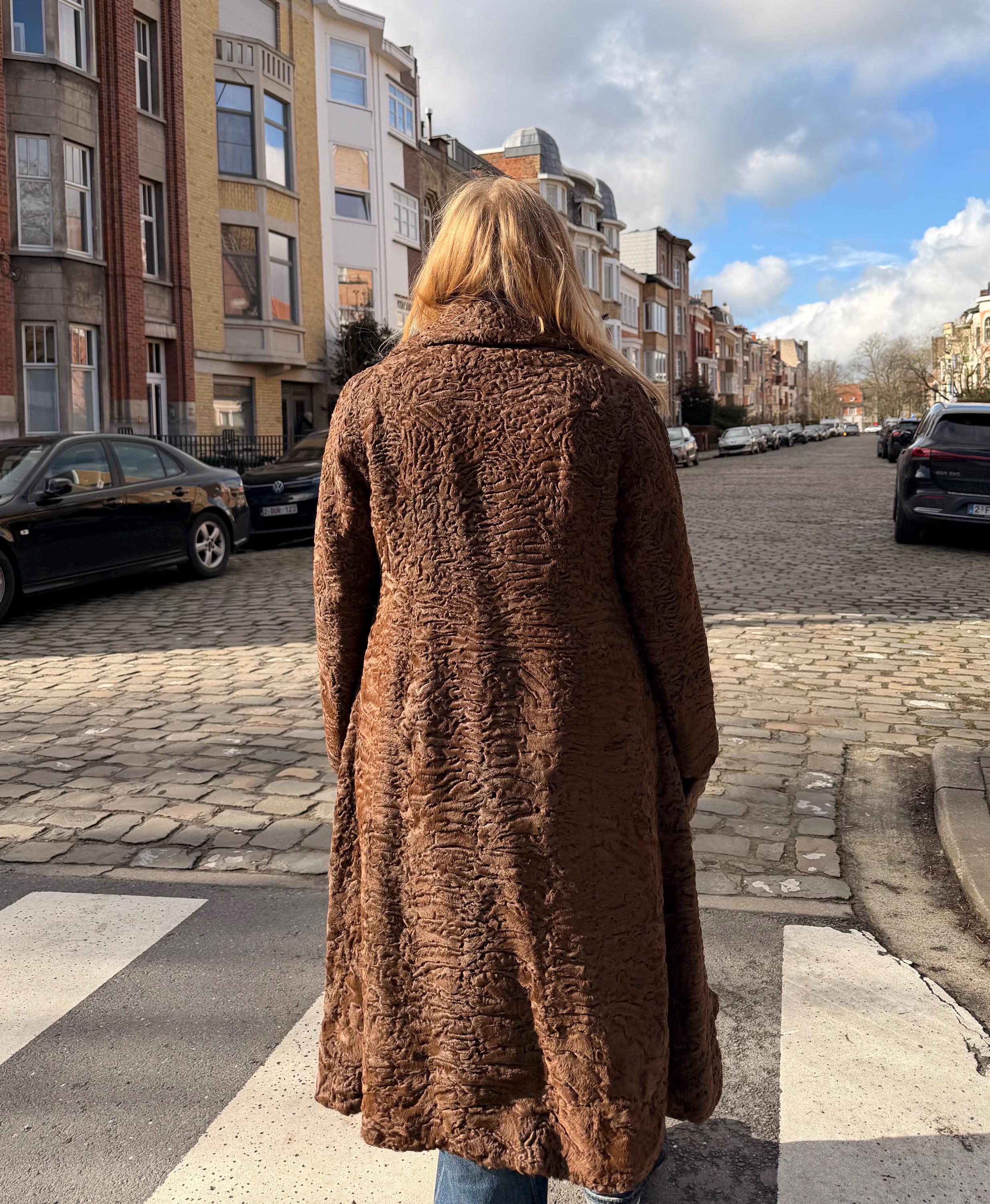 Brown Long Lamb l Fur Coat - M-L