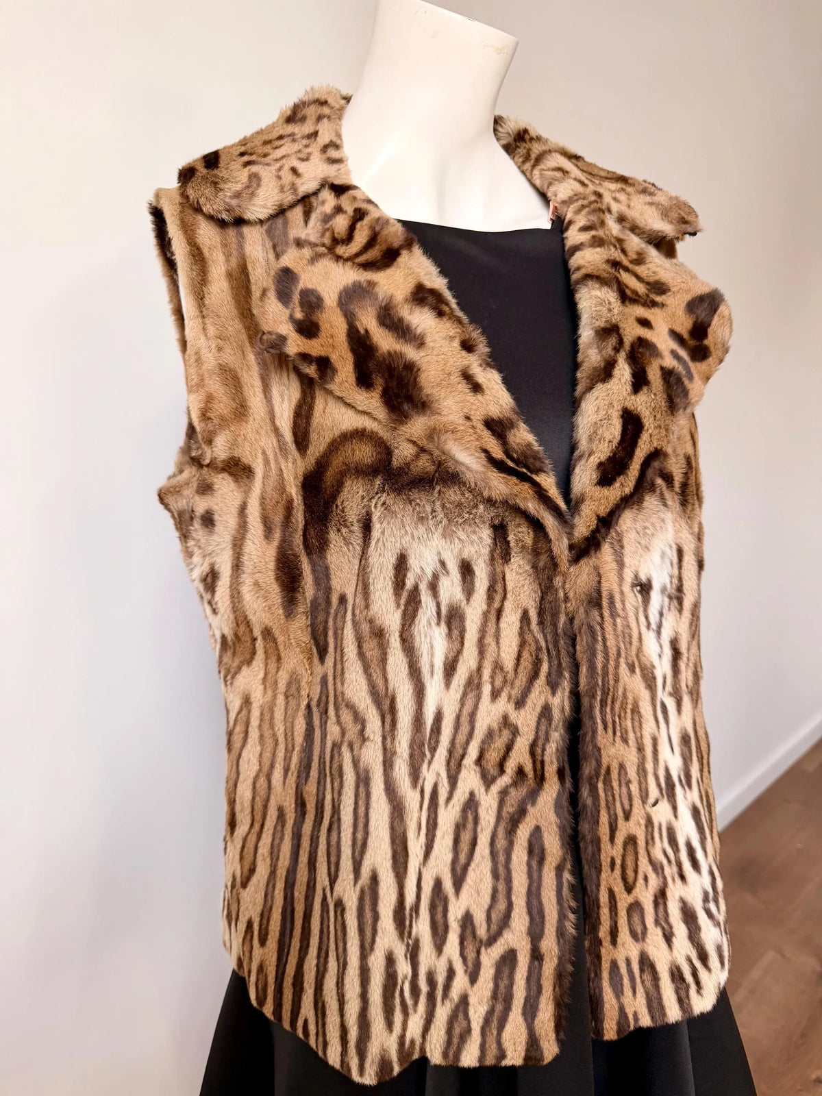 Leopard Print Fur Vest – S