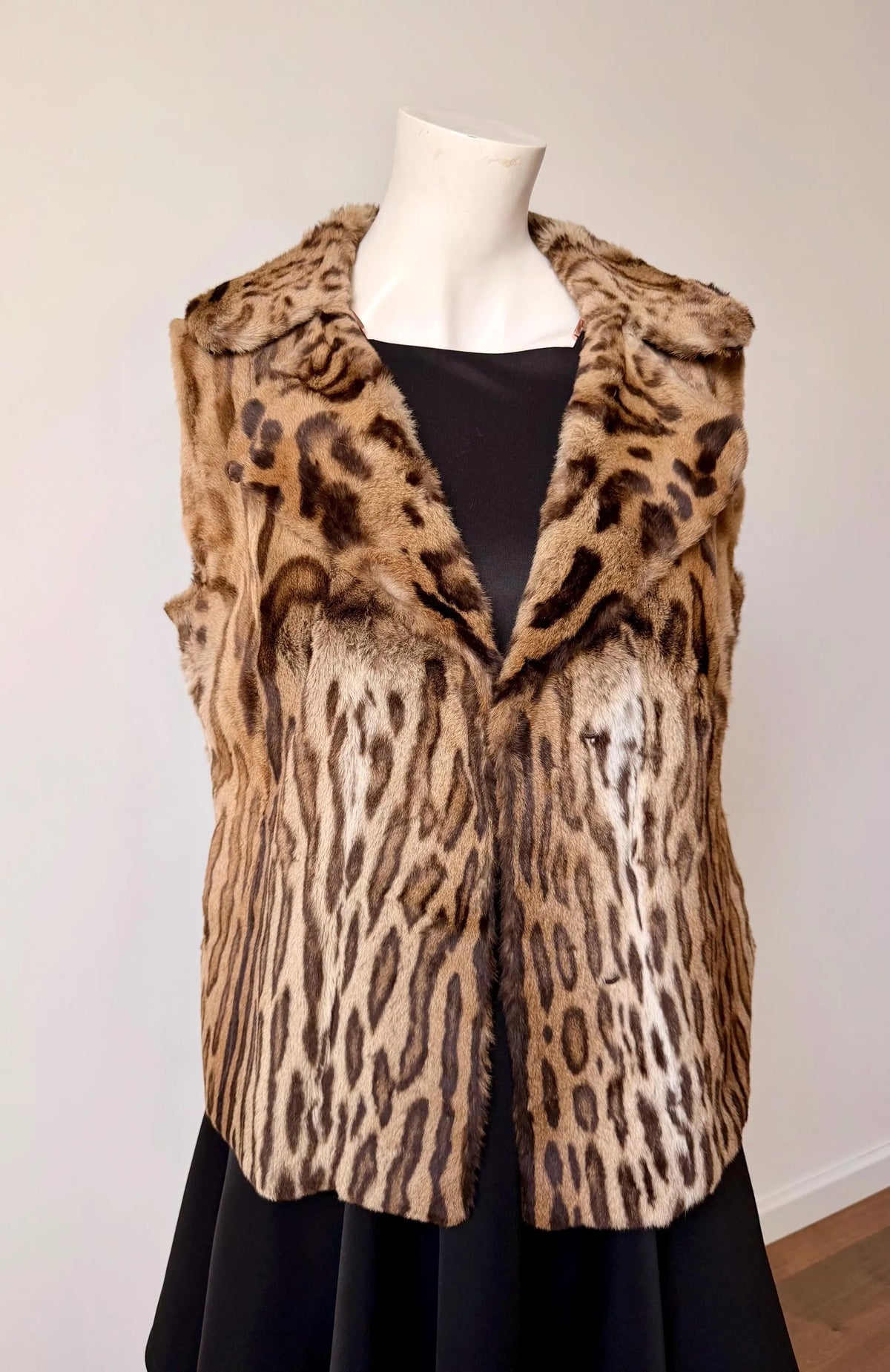 Leopard Print Fur Vest – S