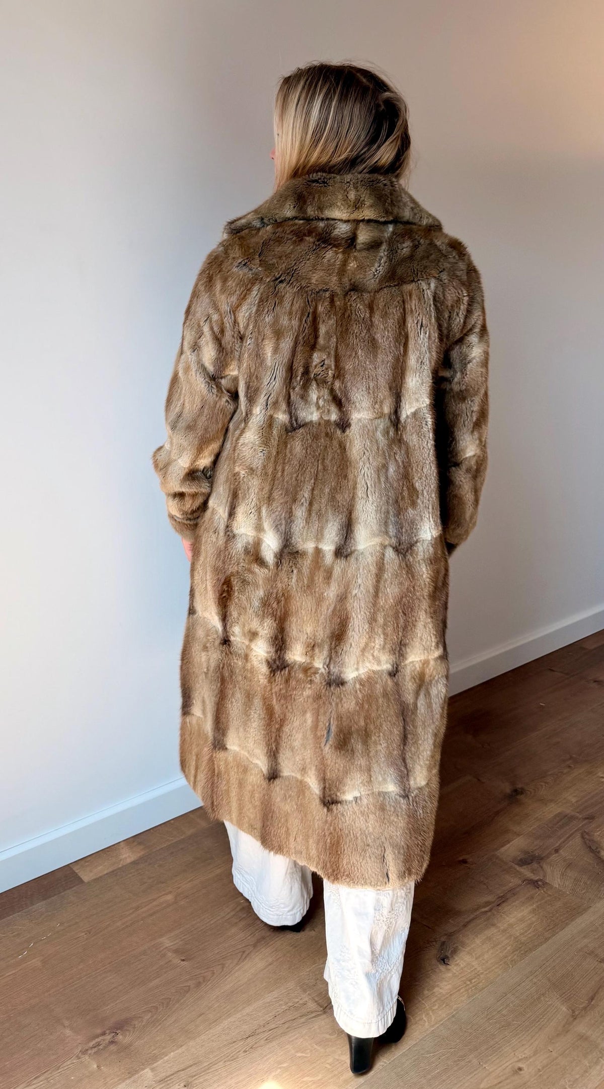 Muskrat Fur Coat - M/L
